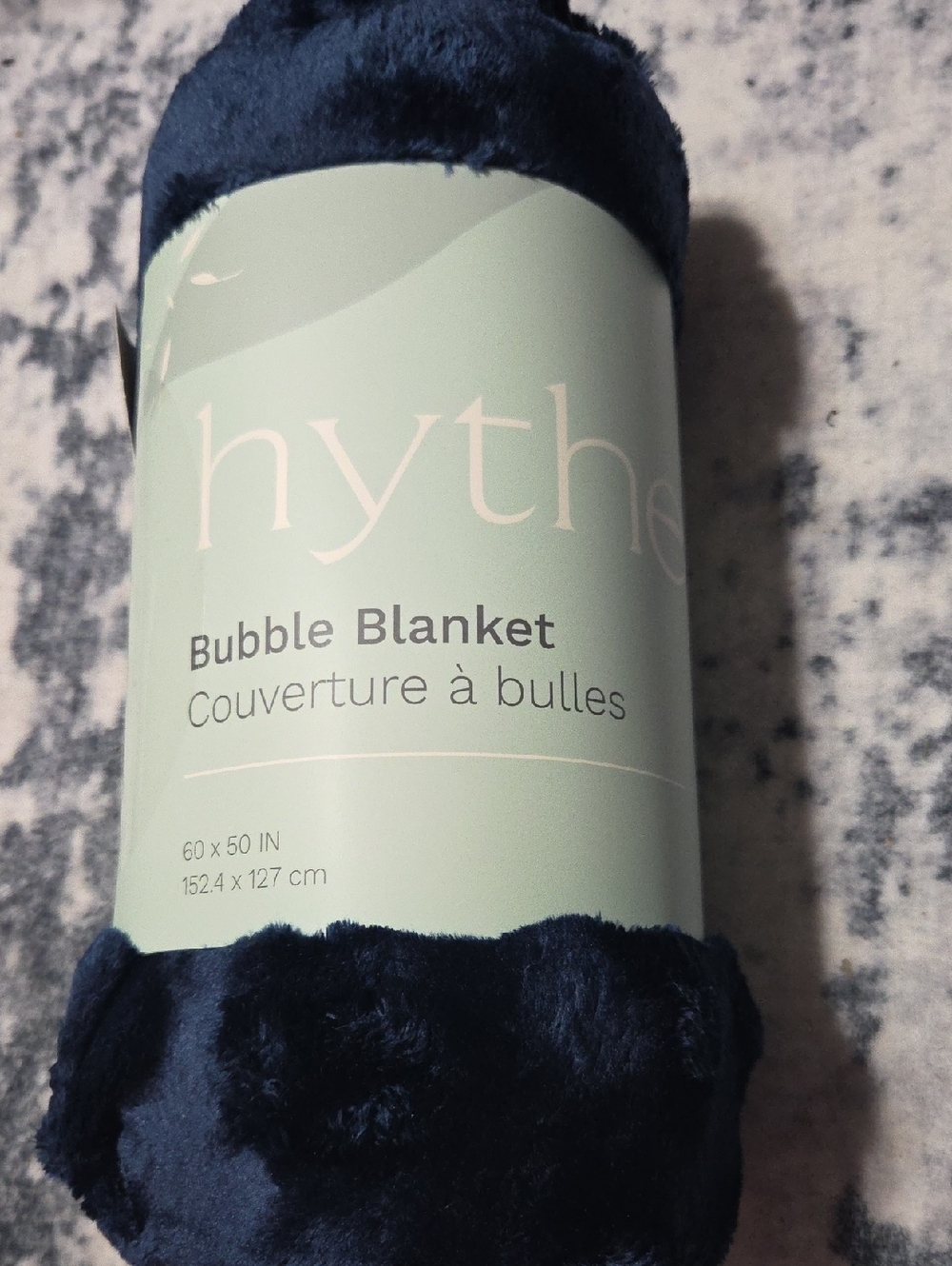 hythes Navy Blue Bubble Blanket - Plush Cozy Throw